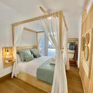 Loft Deluxe Alma Garden Apartment