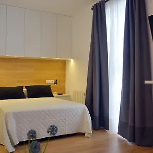 Atrium Apartment